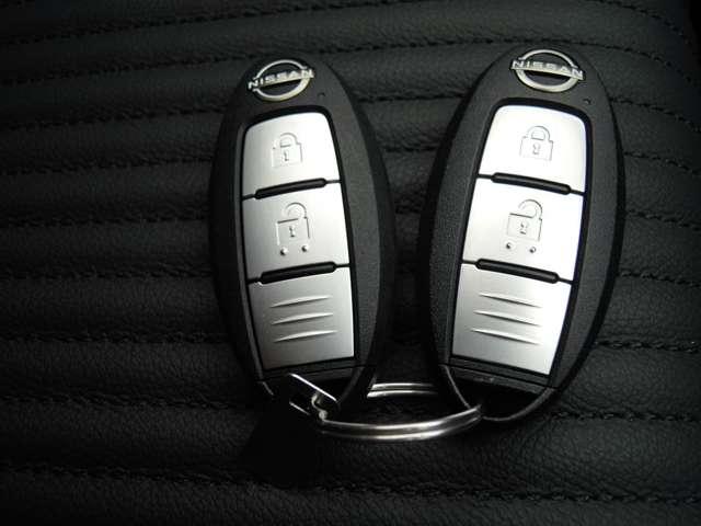 オーラ 1.2 G FOUR レザーエディション 4WD 寒冷地仕様クリアビューパック LKA レザーシート 追従クルコン LEDライト インテリキー 寒冷地仕様 4WD ETC アルミ 盗難警報器 キーレスエントリー オートエアコン サイドエアバッグ メモリーナビ ナビTV(15枚目)