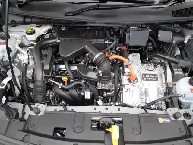 オーラ 1.2 G FOUR レザーエディション 4WD 寒冷地仕様クリアビューパック LKA レザーシート 追従クルコン LEDライト インテリキー 寒冷地仕様 4WD ETC アルミ 盗難警報器 キーレスエントリー オートエアコン サイドエアバッグ メモリーナビ ナビTV(16枚目)