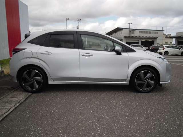 オーラ 1.2 G FOUR レザーエディション 4WD 寒冷地仕様クリアビューパック LKA レザーシート 追従クルコン LEDライト インテリキー 寒冷地仕様 4WD ETC アルミ 盗難警報器 キーレスエントリー オートエアコン サイドエアバッグ メモリーナビ ナビTV(19枚目)