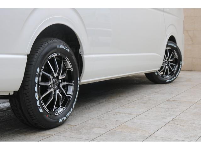 ハイエースワゴン グランドキャビン　グランドキャビン４ＷＤ・１インチローダウン・フロントスポイラー・Ｄｅｌｆ０６　１７インチアルミホイール・ナスカータイヤ・オーバーフェンダー・ＬＥＤテールランプ・ＬＥＤハイマウント・ナビ（33枚目）