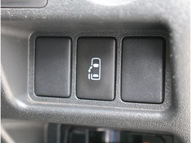 ハイエースワゴン グランドキャビン　グランドキャビン４ＷＤ・１インチローダウン・フロントスポイラー・Ｄｅｌｆ０６　１７インチアルミホイール・ナスカータイヤ・オーバーフェンダー・ＬＥＤテールランプ・ＬＥＤハイマウント・ナビ（38枚目）