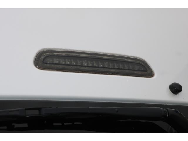 ハイエースワゴン グランドキャビン　グランドキャビン４ＷＤ・１インチローダウン・フロントスポイラー・Ｄｅｌｆ０６　１７インチアルミホイール・ナスカータイヤ・オーバーフェンダー・ＬＥＤテールランプ・ＬＥＤハイマウント・ナビ（49枚目）