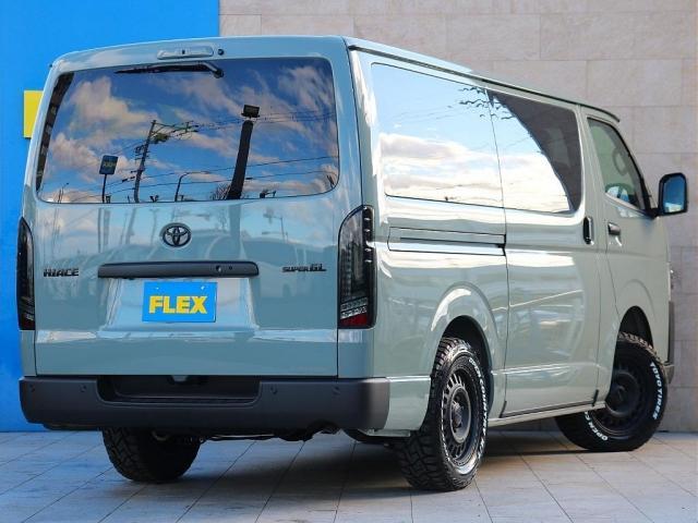 ハイエースバン ロングスーパーGL アースカラー アーバンカーキ ディーゼル4WD ブラックエディションスタイル オフロードスタイル BIGX11インチナビ オリジナルベットキット クラシックシートカバー オープンカントリー(2枚目)