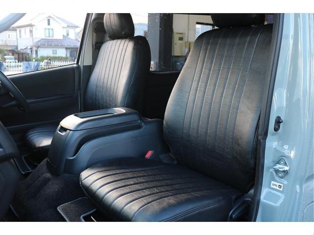 ハイエースバン ロングスーパーGL アースカラー アーバンカーキ ディーゼル4WD ブラックエディションスタイル オフロードスタイル BIGX11インチナビ オリジナルベットキット クラシックシートカバー オープンカントリー(14枚目)