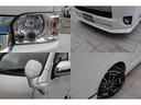 グランドキャビン　グランドキャビン４ＷＤ・１インチローダウン・フロントスポイラー・Ｄｅｌｆ０６　１７インチアルミホイール・ナスカータイヤ・オーバーフェンダー・ＬＥＤテールランプ・ＬＥＤハイマウント・ナビ（15枚目）