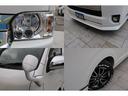 グランドキャビン　グランドキャビン４ＷＤ・１インチローダウン・フロントスポイラー・Ｄｅｌｆ０６　１７インチアルミホイール・ナスカータイヤ・オーバーフェンダー・ＬＥＤテールランプ・ＬＥＤハイマウント・ナビ（16枚目）