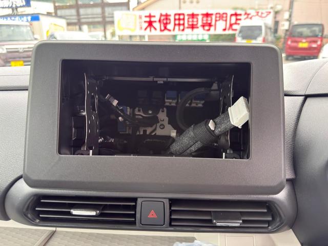 デリカミニ Ｇ　プレミアム　リミテッドエディション　届出済未使用車　４ＷＤ　ＣＶＴ　バックカメラ　両側電動スライドドア　クリアランスソナー　オートクルーズコントロール　レーンアシスト　衝突被害軽減システム　オートライト　ＬＥＤヘッドランプ　スマートキー（10枚目）