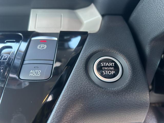 デリカミニ Ｔ　プレミアム　リミテッドエディション　届出済未使用車　４ＷＤ　ＣＶＴ　全周囲カメラ　両側電動スライドドア　クリアランスソナー　オートクルーズコントロール　オートライト　ＬＥＤヘッドランプ　ヘッドライトウォッシャー　アイドリングストップ（12枚目）