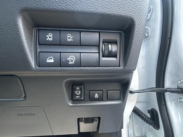 デリカミニ Ｔ　プレミアム　リミテッドエディション　届出済未使用車　４ＷＤ　ＣＶＴ　全周囲カメラ　両側電動スライドドア　クリアランスソナー　オートクルーズコントロール　オートライト　ＬＥＤヘッドランプ　ヘッドライトウォッシャー　アイドリングストップ（15枚目）