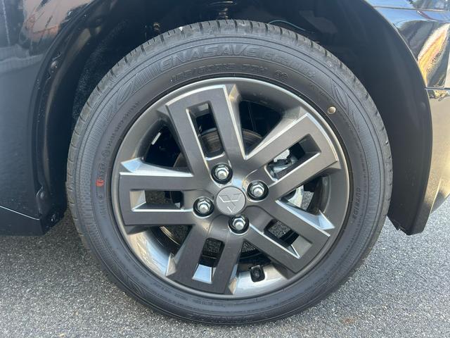 デリカミニ Ｔ　プレミアム　リミテッドエディション　届出済未使用車　４ＷＤ　ＣＶＴ　全周囲カメラ　両側電動スライドドア　クリアランスソナー　オートクルーズコントロール　オートライト　ＬＥＤヘッドランプ　ヘッドライトウォッシャー　アイドリングストップ（25枚目）