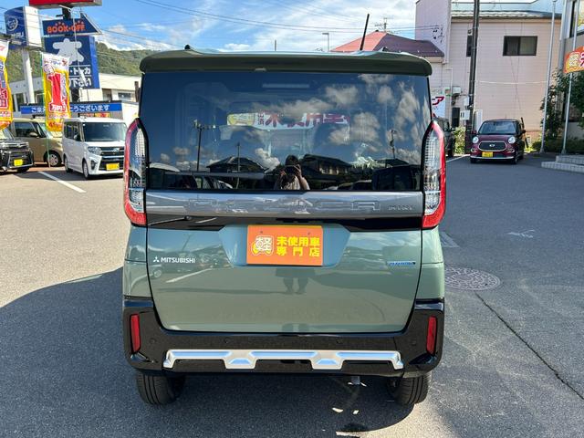 デリカミニ Ｔ　プレミアム　届出済未使用車　４ＷＤ　ＣＶＴ　両側電動スライドドア　クリアランスソナー　オートクルーズコントロール　オートライト　ＬＥＤヘッドランプ　スマートキー　アイドリングストップ　シートヒーター　ベンチシート（21枚目）