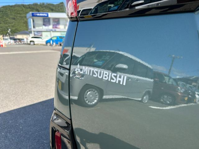 デリカミニ Ｔ　プレミアム　届出済未使用車　４ＷＤ　ＣＶＴ　両側電動スライドドア　クリアランスソナー　オートクルーズコントロール　オートライト　ＬＥＤヘッドランプ　スマートキー　アイドリングストップ　シートヒーター　ベンチシート（36枚目）
