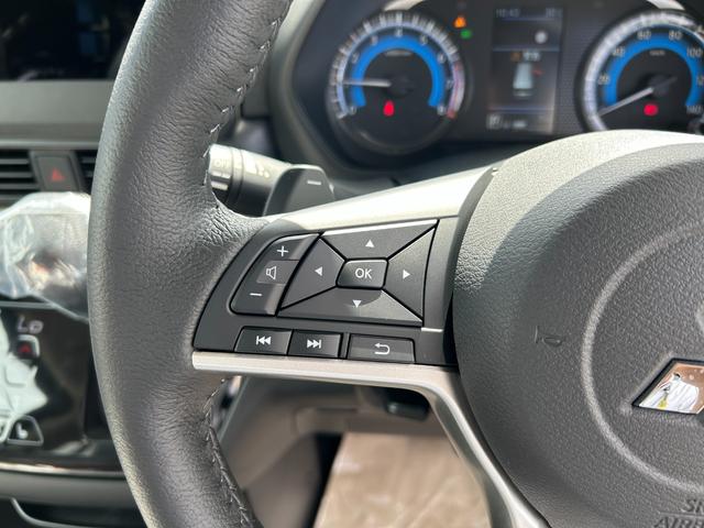 デリカミニ Ｔ　プレミアム　リミテッドエディション　届出済未使用車　４ＷＤ　ＣＶＴ　全周囲カメラ　両側電動スライドドア　クリアランスソナー　オートクルーズコントロール　衝突被害軽減システム　オートライト　ＬＥＤヘッドランプ　ヘッドライトウォッシャー（12枚目）