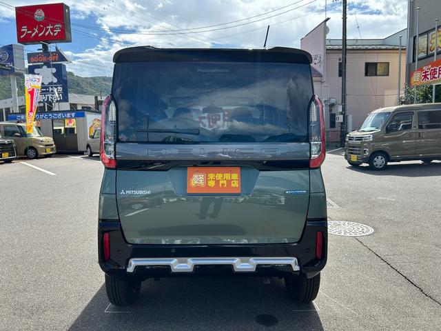 デリカミニ Ｔ　プレミアム　リミテッドエディション　届出済未使用車　４ＷＤ　ＣＶＴ　全周囲カメラ　両側電動スライドドア　クリアランスソナー　オートクルーズコントロール　衝突被害軽減システム　オートライト　ＬＥＤヘッドランプ　ヘッドライトウォッシャー（21枚目）