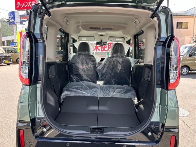 デリカミニ Ｔ　プレミアム　リミテッドエディション　届出済未使用車　４ＷＤ　ＣＶＴ　全周囲カメラ　両側電動スライドドア　クリアランスソナー　オートクルーズコントロール　衝突被害軽減システム　オートライト　ＬＥＤヘッドランプ　ヘッドライトウォッシャー（41枚目）