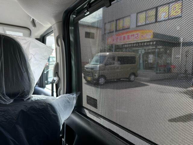 デリカミニ Ｔ　プレミアム　リミテッドエディション　届出済未使用車　４ＷＤ　ＣＶＴ　全周囲カメラ　両側電動スライドドア　クリアランスソナー　オートクルーズコントロール　衝突被害軽減システム　オートライト　ＬＥＤヘッドランプ　ヘッドライトウォッシャー（72枚目）