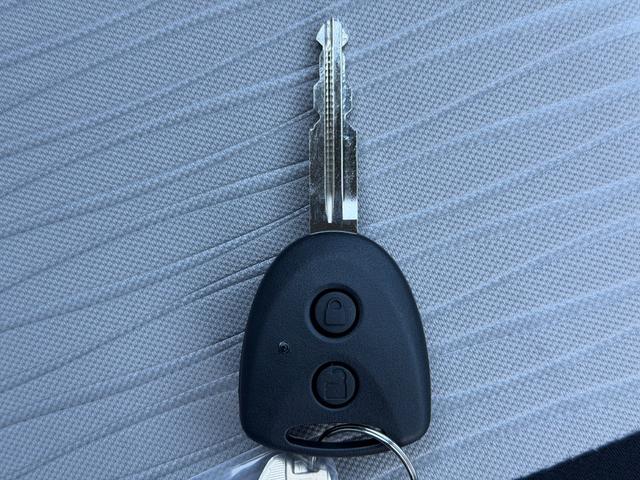 ミライース L SAIII 届出済未使用車 4WD CVT クリアランスソナー 衝突被害軽減システム オートマチックハイビーム オートライト キーレスエントリー アイドリングストップ 盗難防止システム ESC 衝突安全ボディ(17枚目)