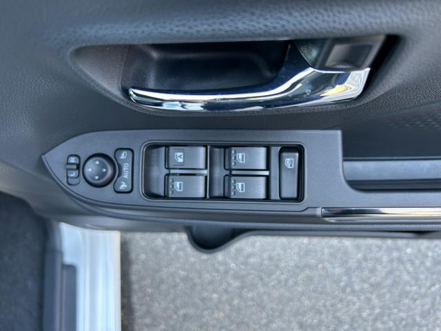 タント カスタムXリミテッド 届出済未使用車 4WD CVT ETC バックカメラ 両側電動スライドドア クリアランスソナー オートクルーズコントロール レーンアシスト 衝突被害軽減システム オートライト LEDヘッドランプ(17枚目)