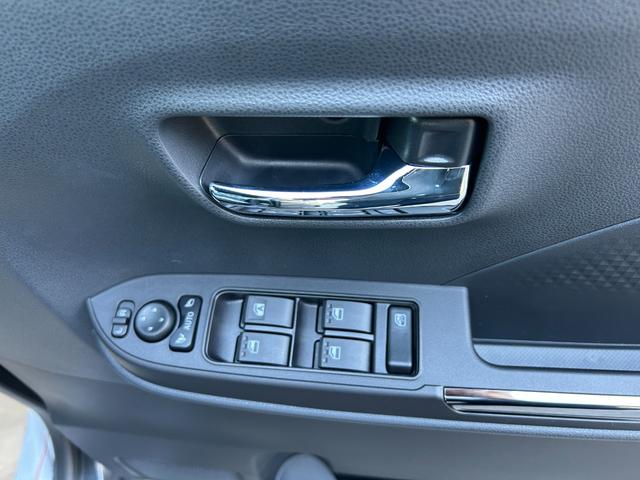 タント カスタムＸリミテッド　届出済未使用車　４ＷＤ　ＣＶＴ　ＥＴＣ　バックカメラ　両側電動スライドドア　クリアランスソナー　オートクルーズコントロール　レーンアシスト　衝突被害軽減システム　オートライト　ＬＥＤヘッドランプ（17枚目）