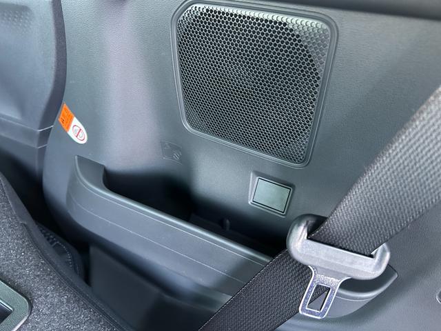 タント カスタムＸリミテッド　届出済未使用車　４ＷＤ　ＣＶＴ　ＥＴＣ　バックカメラ　両側電動スライドドア　クリアランスソナー　オートクルーズコントロール　レーンアシスト　衝突被害軽減システム　オートライト　ＬＥＤヘッドランプ（51枚目）