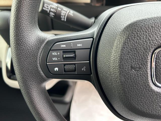 N-BOX ベースグレード 届出済未使用車 CVT バックカメラ 両側スライド・片側電動 クリアランスソナー オートクルーズコントロール レーンアシスト 衝突被害軽減システム オートライト LEDヘッドランプ スマートキー(12枚目)