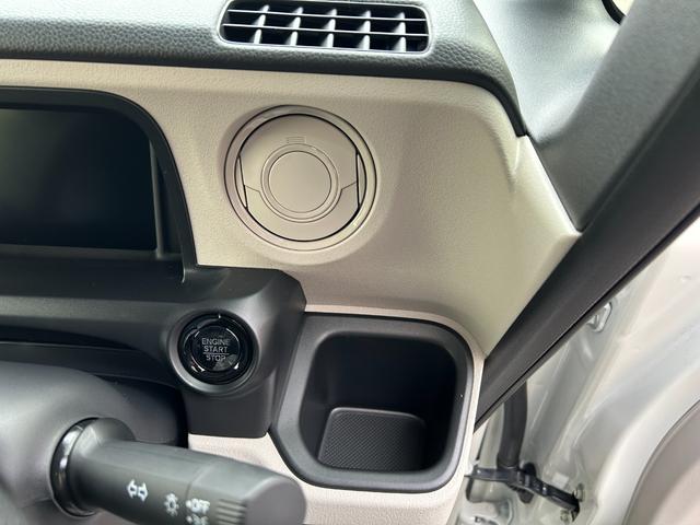 Ｎ－ＢＯＸ ベースグレード　届出済未使用車　ＣＶＴ　バックカメラ　両側スライド・片側電動　クリアランスソナー　オートクルーズコントロール　レーンアシスト　衝突被害軽減システム　オートライト　ＬＥＤヘッドランプ　スマートキー（61枚目）