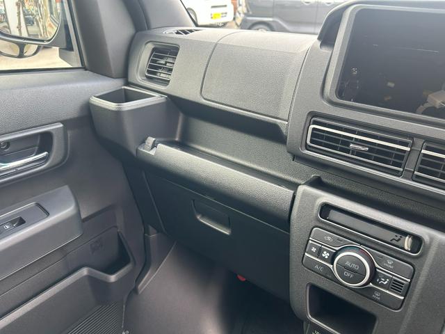 アトレー ＲＳ　届出済未使用車　４ＷＤ　ＣＶＴ　軽バン　衝突被害軽減システム　クリアランスソナー　オートクルーズコントロール　両側電動スライドドア　スマートキー　電動格納ミラー　オートライト　ＬＥＤヘッドランプ（10枚目）