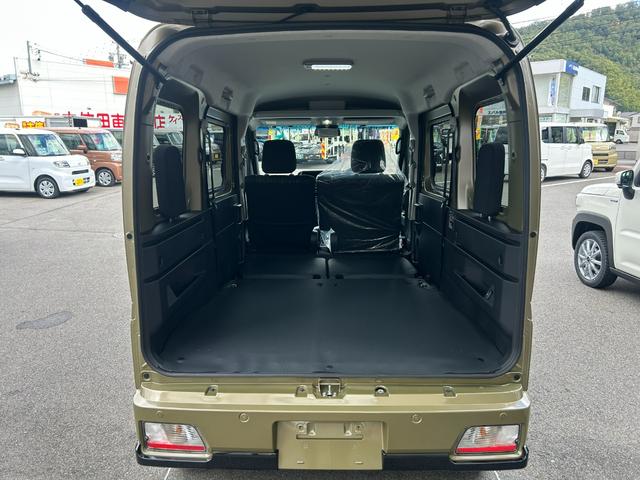 アトレー ＲＳ　届出済未使用車　４ＷＤ　ＣＶＴ　軽バン　衝突被害軽減システム　クリアランスソナー　オートクルーズコントロール　両側電動スライドドア　スマートキー　電動格納ミラー　オートライト　ＬＥＤヘッドランプ（41枚目）