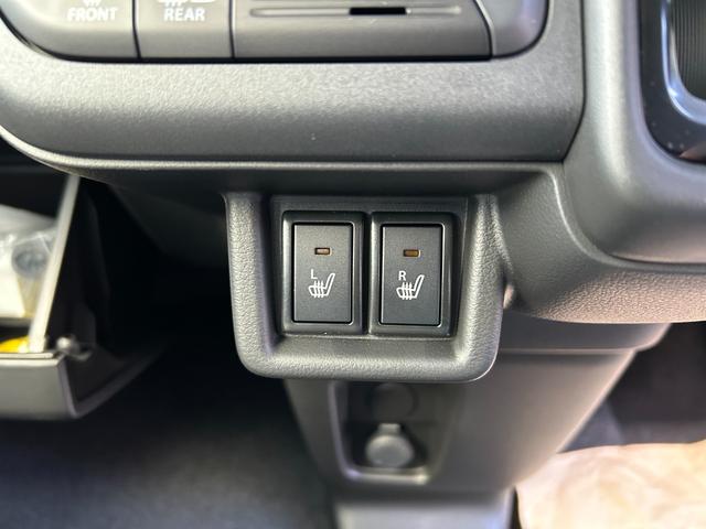 スペーシアギア ハイブリッドＸＺ　届出済未使用車　４ＷＤ　ＣＶＴ　両側電動スライドドア　クリアランスソナー　オートクルーズコントロール　レーンアシスト　衝突被害軽減システム　オートライト　ＬＥＤヘッドランプ　ヘッドライトウォッシャー（11枚目）