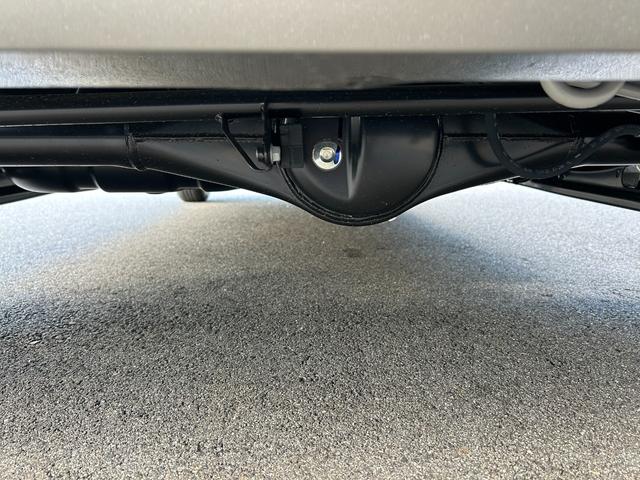 スペーシアギア ハイブリッドＸＺ　届出済未使用車　４ＷＤ　ＣＶＴ　両側電動スライドドア　クリアランスソナー　オートクルーズコントロール　レーンアシスト　衝突被害軽減システム　オートライト　ＬＥＤヘッドランプ　ヘッドライトウォッシャー（77枚目）