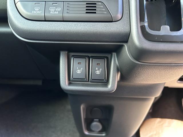 スペーシアギア ハイブリッドＸＺ　届出済未使用車　４ＷＤ　ＣＶＴ　両側電動スライドドア　クリアランスソナー　オートクルーズコントロール　レーンアシスト　衝突被害軽減システム　オートライト　ＬＥＤヘッドランプ　ヘッドライトウォッシャー（11枚目）