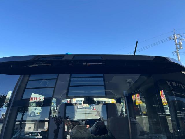 デリカミニ Ｔ　プレミアム　届出済未使用車　４ＷＤ　ＣＶＴ　バックカメラ　両側電動スライドドア　クリアランスソナー　オートクルーズコントロール　レーンアシスト　衝突被害軽減システム　オートマチックハイビーム　ＬＥＤヘッドランプ（28枚目）