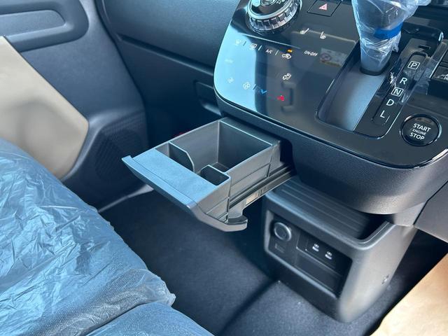 デリカミニ Ｔ　プレミアム　届出済未使用車　４ＷＤ　ＣＶＴ　バックカメラ　両側電動スライドドア　クリアランスソナー　オートクルーズコントロール　レーンアシスト　衝突被害軽減システム　オートマチックハイビーム　ＬＥＤヘッドランプ（38枚目）