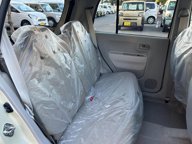 アルトラパン Ｇ　届出済未使用車　４ＷＤ　ＣＶＴ　クリアランスソナー　レーンアシスト　衝突被害軽減システム　スマートキー　アイドリングストップ　シートヒーター　ベンチシート　盗難防止システム　ＥＳＣ　衝突安全ボディ（52枚目）