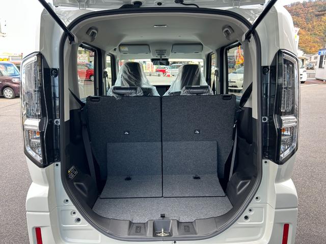 スペーシアカスタム ハイブリッドＧＳ　届出済未使用車　ＣＶＴ　両側スライド・片側電動　クリアランスソナー　オートクルーズコントロール　レーンアシスト　衝突被害軽減システム　オートライト　ＬＥＤヘッドランプ　スマートキー　電動格納ミラー（24枚目）