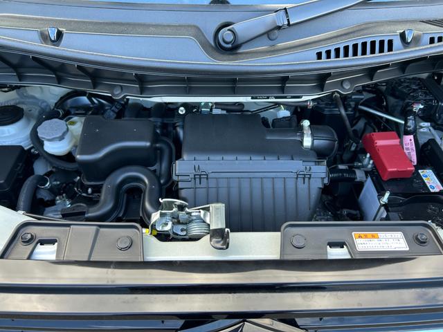 スペーシアカスタム ハイブリッドＧＳ　届出済未使用車　ＣＶＴ　両側スライド・片側電動　クリアランスソナー　オートクルーズコントロール　レーンアシスト　衝突被害軽減システム　オートライト　ＬＥＤヘッドランプ　スマートキー　電動格納ミラー（25枚目）