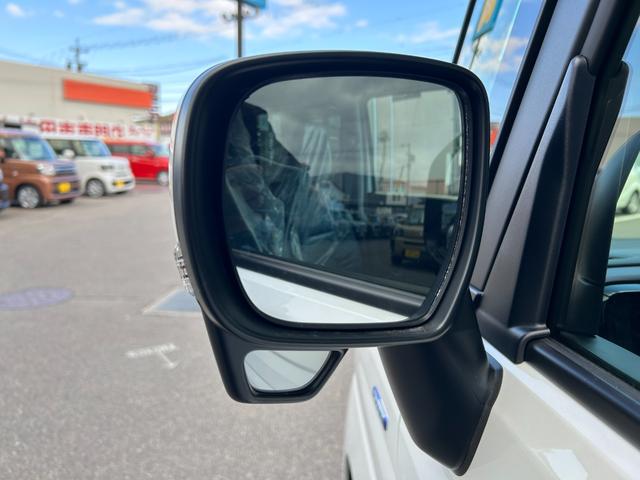 スペーシアカスタム ハイブリッドＧＳ　届出済未使用車　ＣＶＴ　両側スライド・片側電動　クリアランスソナー　オートクルーズコントロール　レーンアシスト　衝突被害軽減システム　オートライト　ＬＥＤヘッドランプ　スマートキー　電動格納ミラー（41枚目）