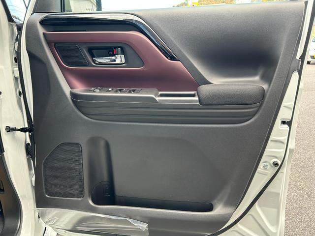 スペーシアカスタム ハイブリッドＧＳ　届出済未使用車　ＣＶＴ　両側スライド・片側電動　クリアランスソナー　オートクルーズコントロール　レーンアシスト　衝突被害軽減システム　オートライト　ＬＥＤヘッドランプ　スマートキー　電動格納ミラー（65枚目）