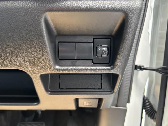 スペーシアカスタム ハイブリッドGS 届出済未使用車 CVT 両側スライド・片側電動 クリアランスソナー オートクルーズコントロール レーンアシスト 衝突被害軽減システム オートライト LEDヘッドランプ スマートキー 電動格納ミラー(16枚目)