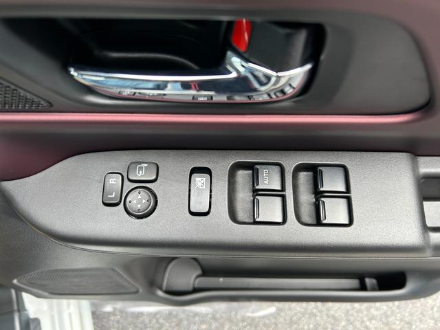 スペーシアカスタム ハイブリッドGS 届出済未使用車 CVT 両側スライド・片側電動 クリアランスソナー オートクルーズコントロール レーンアシスト 衝突被害軽減システム オートライト LEDヘッドランプ スマートキー 電動格納ミラー(17枚目)