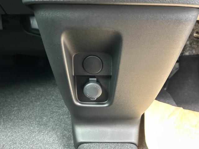 スペーシアカスタム ハイブリッドGS 届出済未使用車 CVT 両側スライド・片側電動 クリアランスソナー オートクルーズコントロール レーンアシスト 衝突被害軽減システム オートライト LEDヘッドランプ スマートキー 電動格納ミラー(64枚目)