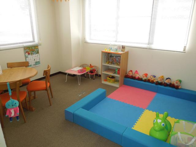 スペーシアカスタム ハイブリッドGS 届出済未使用車 CVT 両側スライド・片側電動 クリアランスソナー オートクルーズコントロール レーンアシスト 衝突被害軽減システム オートライト LEDヘッドランプ スマートキー 電動格納ミラー(76枚目)