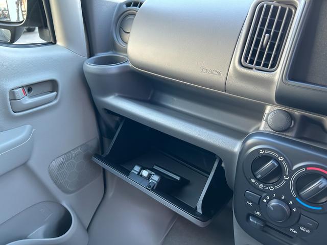 エブリイ ジョイン 届出済未使用車 4WD CVT 衝突被害軽減システム クリアランスソナー レーンアシスト 両側スライドドア スマートキー アイドリングストップ 電動格納ミラー シートヒーター オートライト(14枚目)