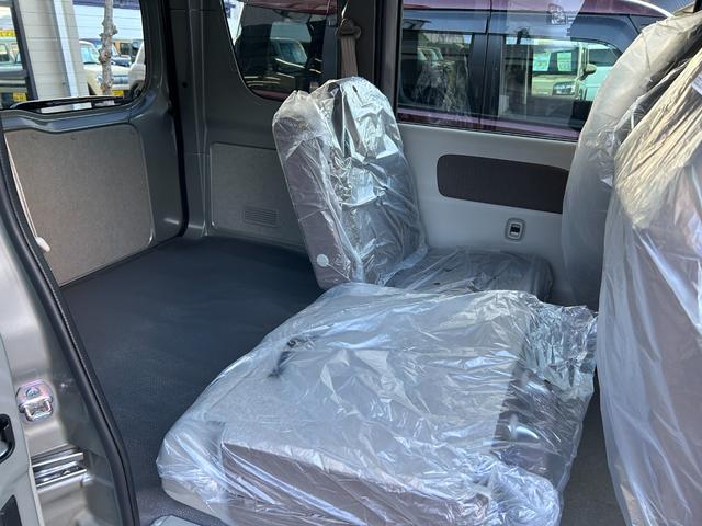 エブリイ ジョインターボ 届出済未使用車 4WD CVT 衝突被害軽減システム クリアランスソナー レーンアシスト 両側スライドドア スマートキー アイドリングストップ 電動格納ミラー シートヒーター LEDヘッドランプ(59枚目)