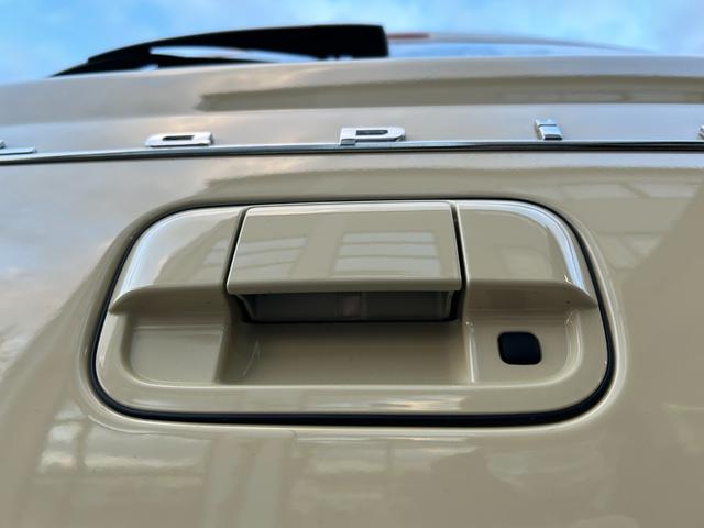 アルトラパン G 届出済未使用車 4WD CVT クリアランスソナー レーンアシスト 衝突被害軽減システム オートライト スマートキー アイドリングストップ 電動格納ミラー シートヒーター ベンチシート(31枚目)