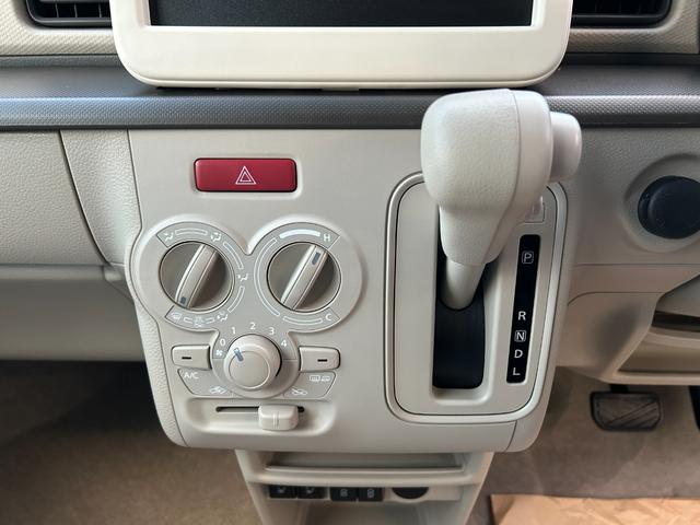 アルトラパン G 届出済未使用車 4WD CVT クリアランスソナー レーンアシスト 衝突被害軽減システム オートライト スマートキー アイドリングストップ 電動格納ミラー シートヒーター ベンチシート ABS ESC(13枚目)