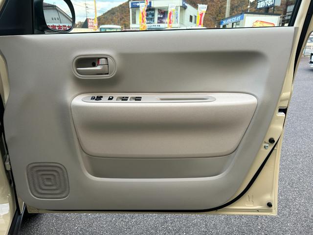 アルトラパン G 届出済未使用車 4WD CVT クリアランスソナー レーンアシスト 衝突被害軽減システム オートライト スマートキー アイドリングストップ 電動格納ミラー シートヒーター ベンチシート ABS ESC(49枚目)