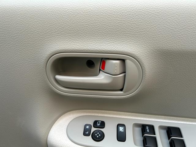 アルトラパン G 届出済未使用車 4WD CVT クリアランスソナー レーンアシスト 衝突被害軽減システム オートライト スマートキー アイドリングストップ 電動格納ミラー シートヒーター ベンチシート ABS ESC(52枚目)