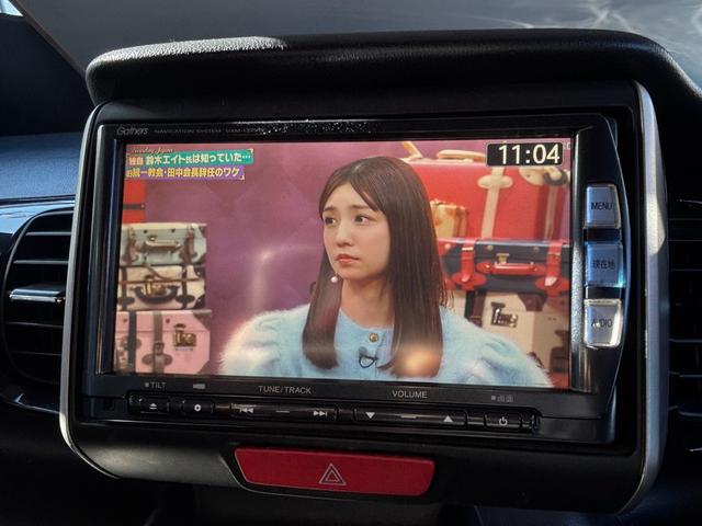 N-BOXカスタム G・ターボパッケージ 4WD オリジナル8整備付 後席フリップダウンモニター メモリーナビ フルセグTV Bluetooth バックカメラ ETC車載器 両側電動スライドドア プッシュスタート スマートキー(15枚目)