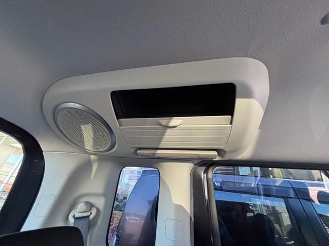 N-BOXカスタム G・ターボパッケージ 4WD オリジナル8整備付 後席フリップダウンモニター メモリーナビ フルセグTV Bluetooth バックカメラ ETC車載器 両側電動スライドドア プッシュスタート スマートキー(18枚目)